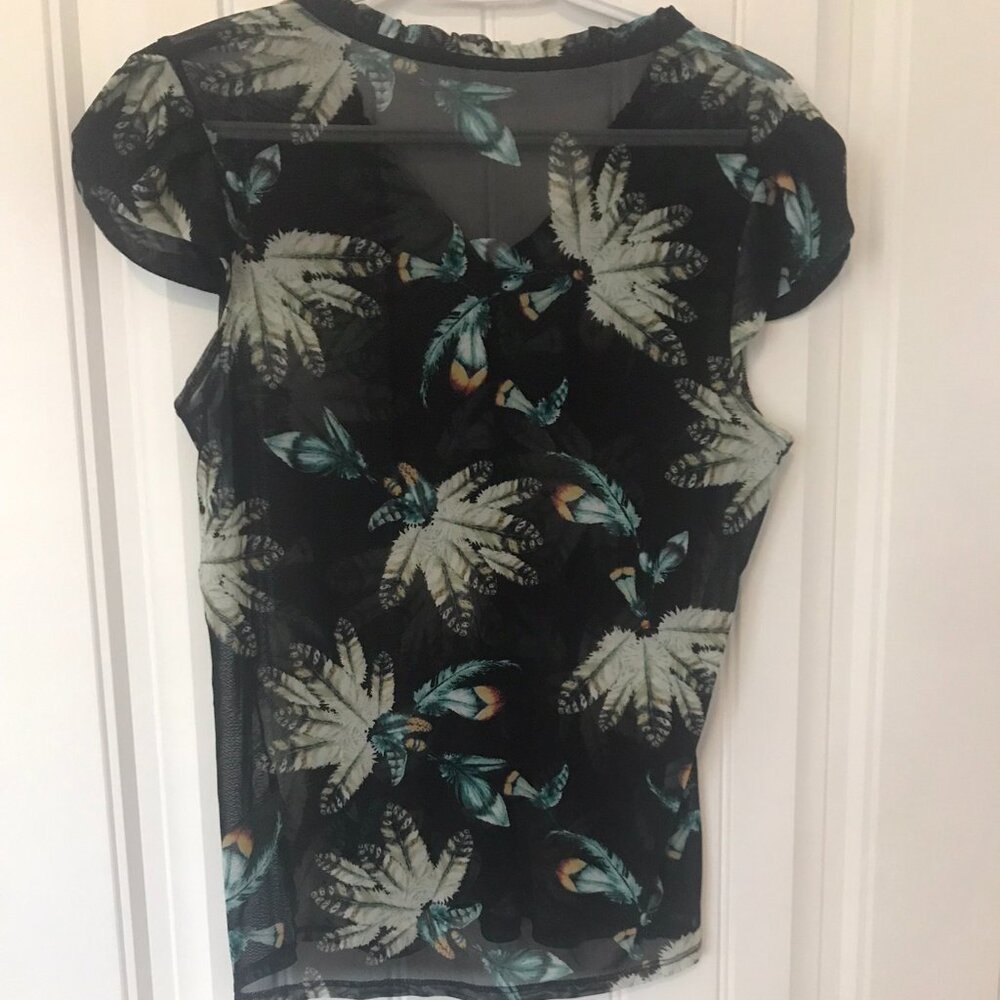 Simons Micro-Mesh Blouse - Picture 2 of 2